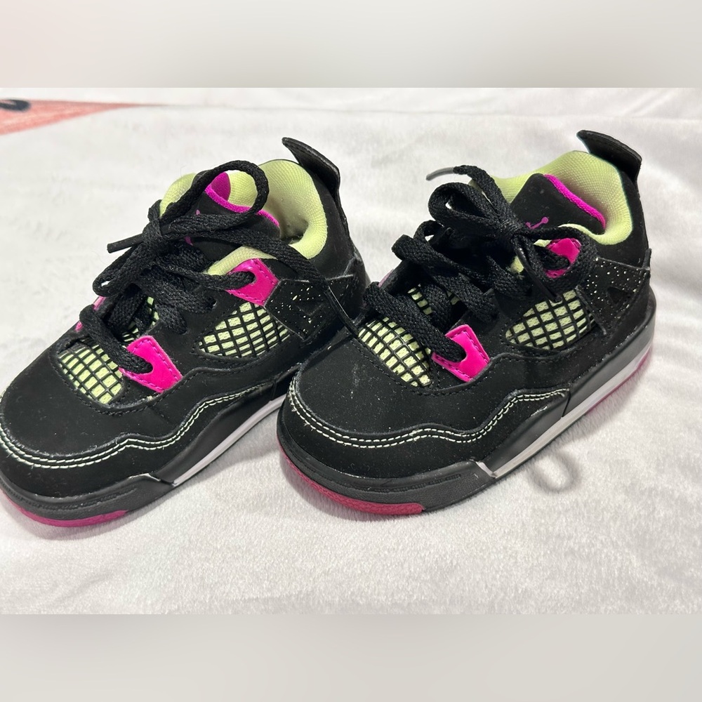 Jordan Kids Black and Pink Sneakers